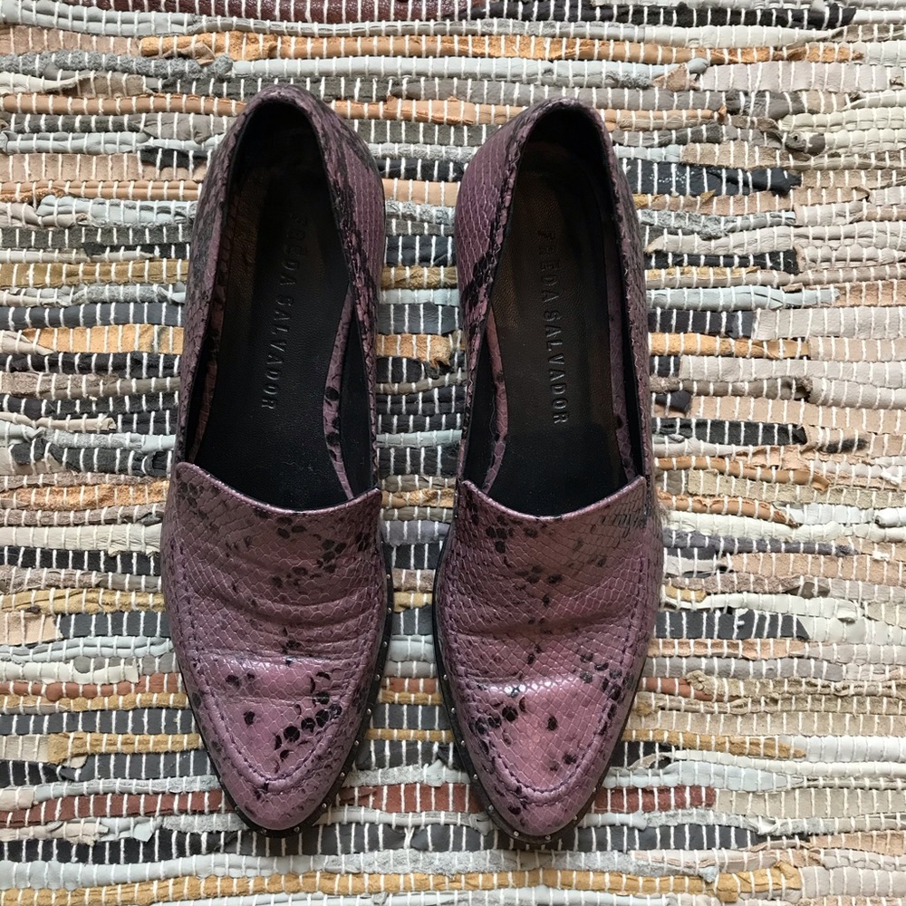 FREDA SALVADOR LIGHT LOAFERS